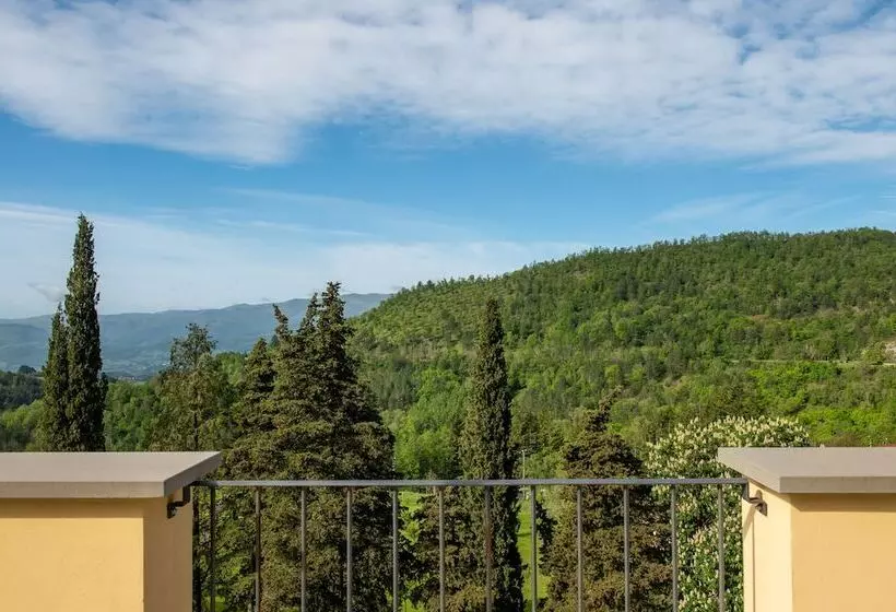 هتل Borgo I Tre Baroni Spa Suites & Resort