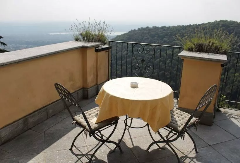 Hotelli Colonne