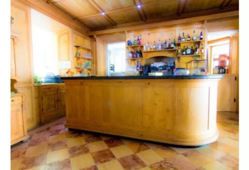 Hotelli Colonne