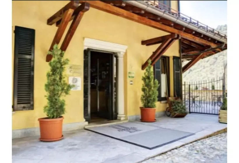 Hotelli Colonne