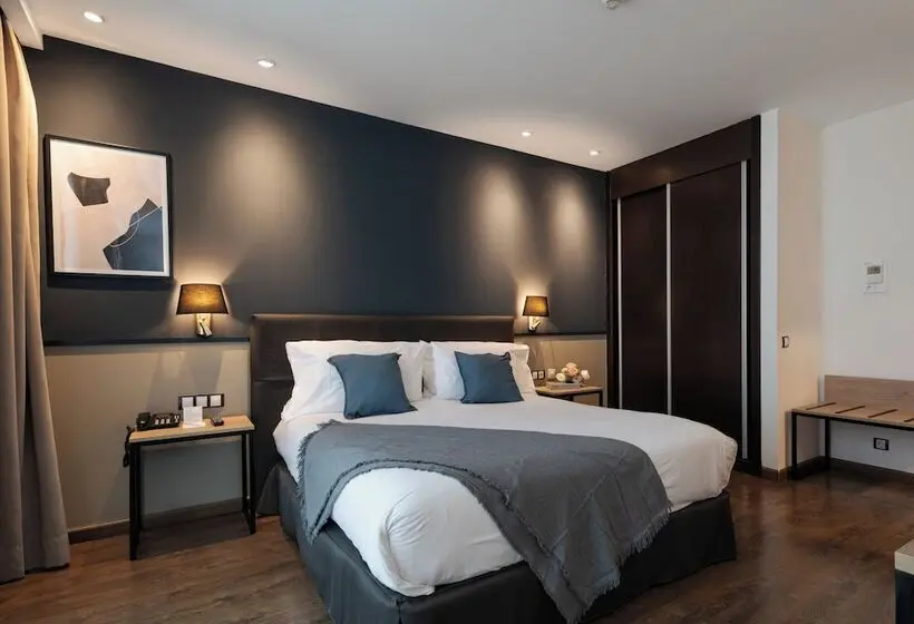 هتل Crowne Plaza Madrid Airport