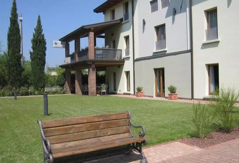 فندق Della Torre 1850