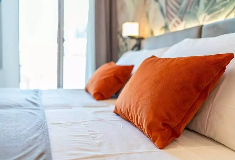 Отель Excelsior