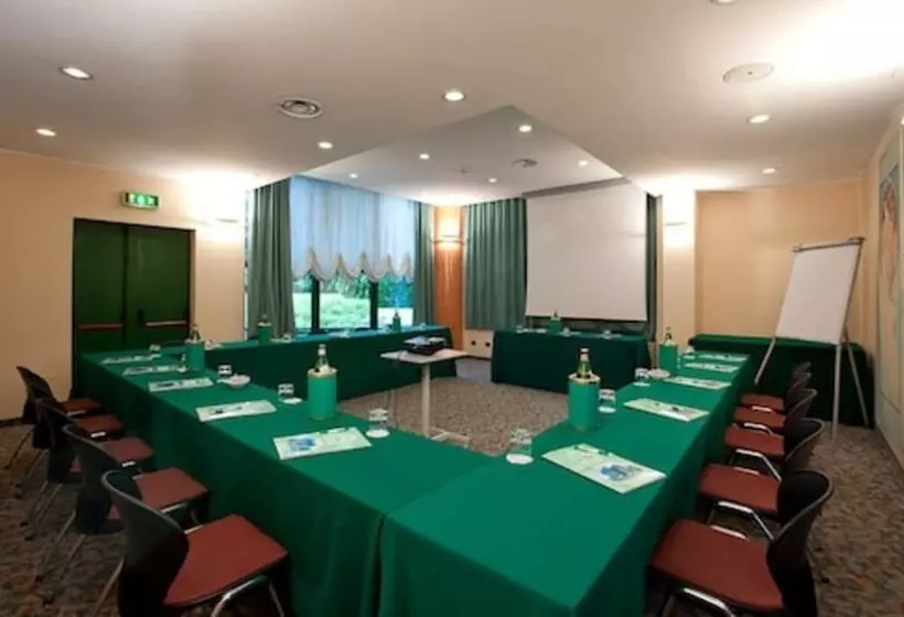 Отель & Loisir Le Ruote