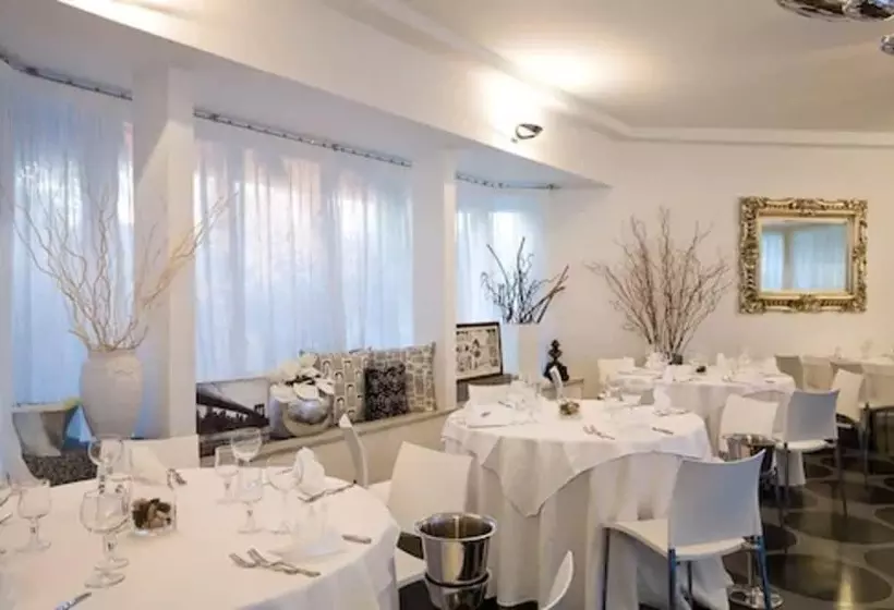 Отель & Loisir Le Ruote