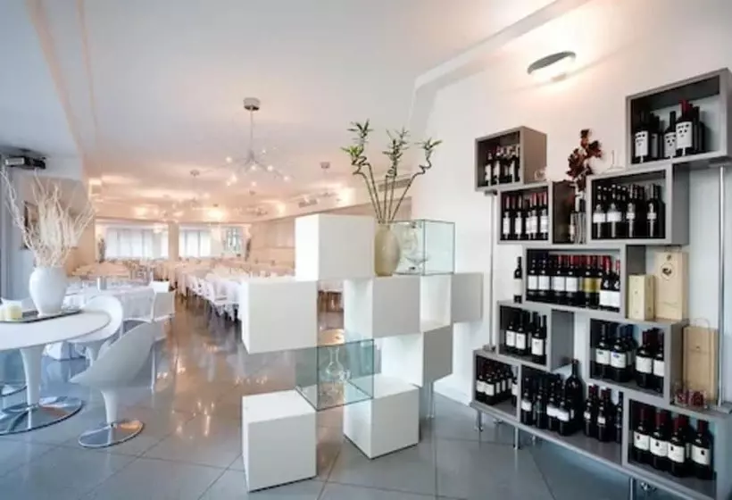 Отель & Loisir Le Ruote