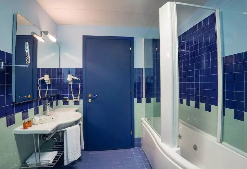 Отель & Loisir Le Ruote