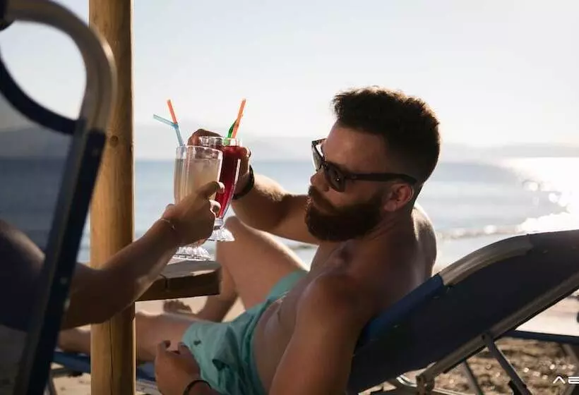 בית מלון כפרי Manios Suites