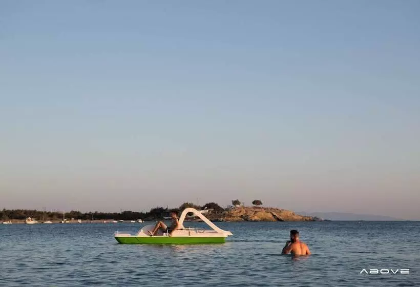 בית מלון כפרי Manios Suites