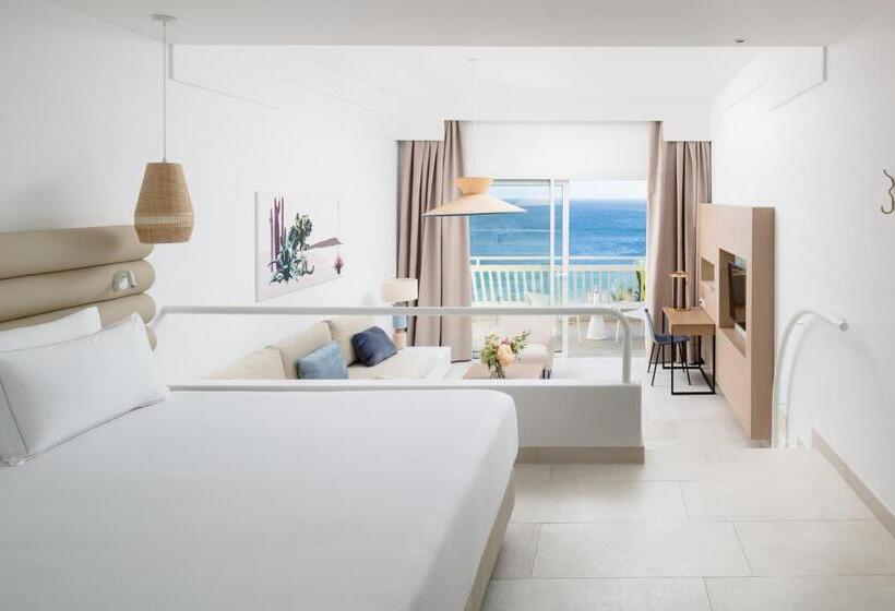 فندق Plus Fariones Suite