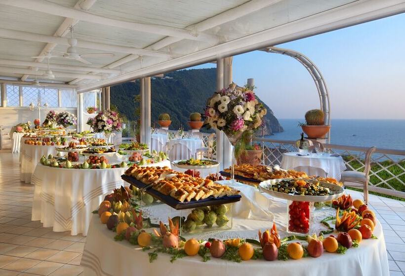 هتل Sorriso Thermae Resort & Spa