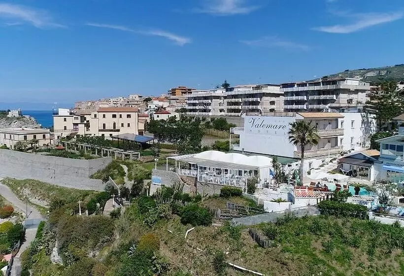 Отель Valemare