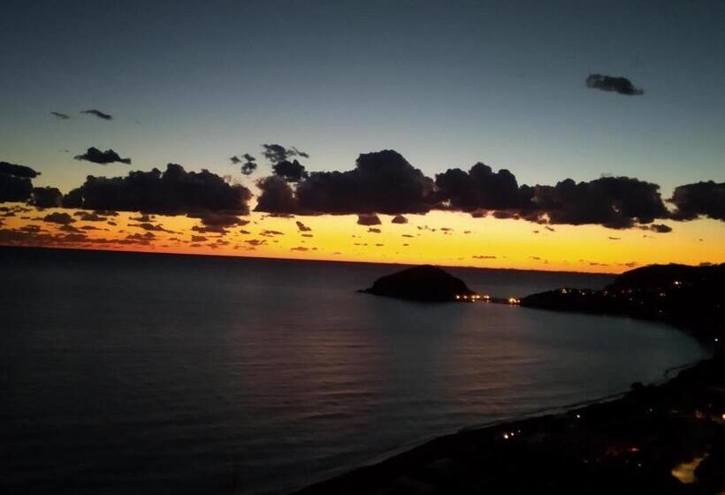 Отель Villa Al Mare