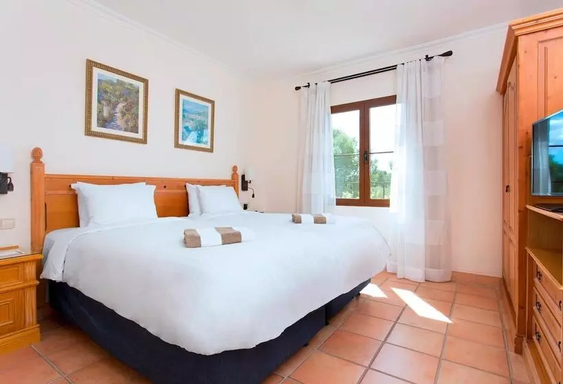 Marriott’s Club Son Antem