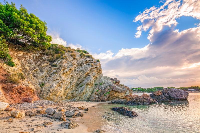 White Sands Beach Club