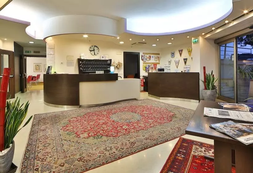 בית מלון כפרי Best Western Cesena