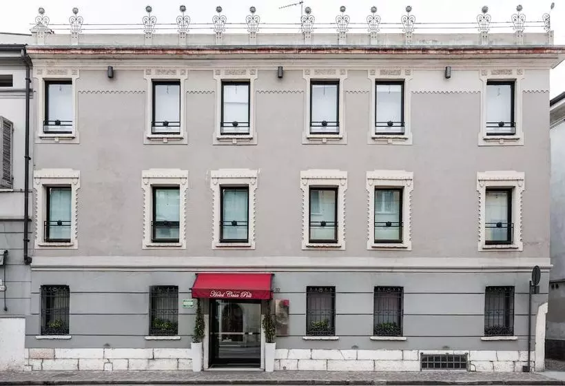 Отель Casa Poli