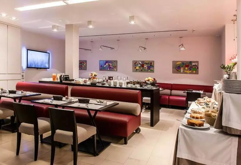 Отель Casa Poli