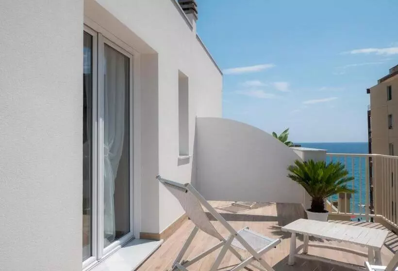 ホテル Continental