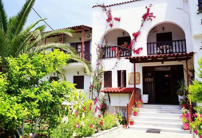 ホテル Golden Beach