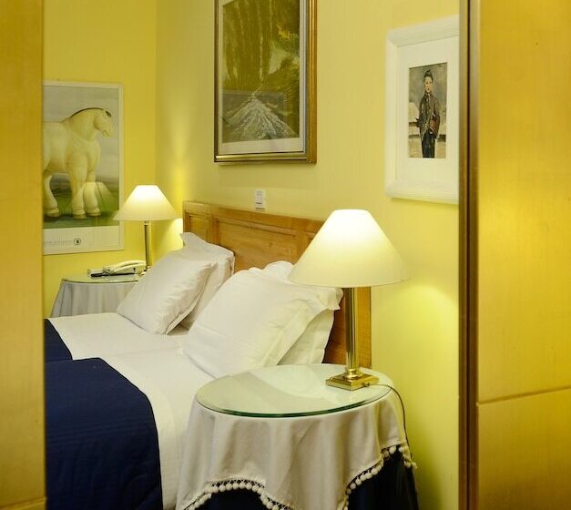 هتل Locanda Cairoli