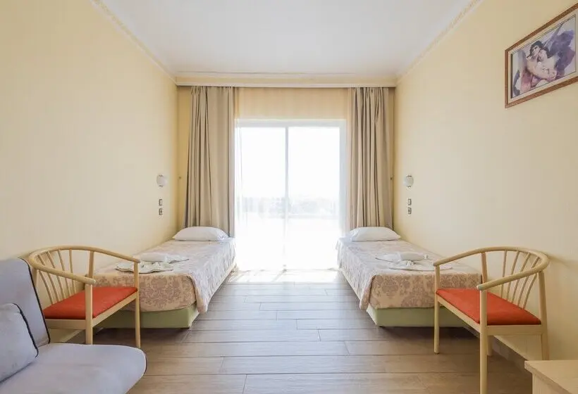 Hotelli Marianna Palace