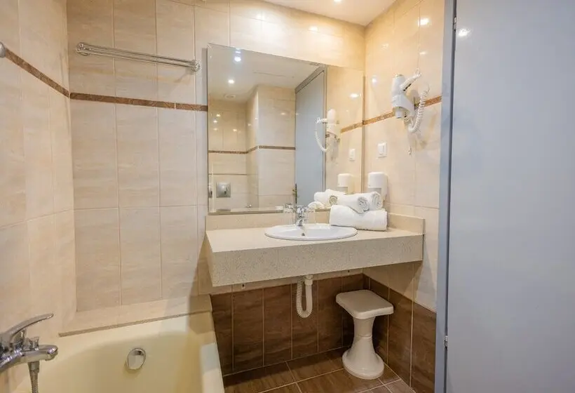 Hotelli Marianna Palace