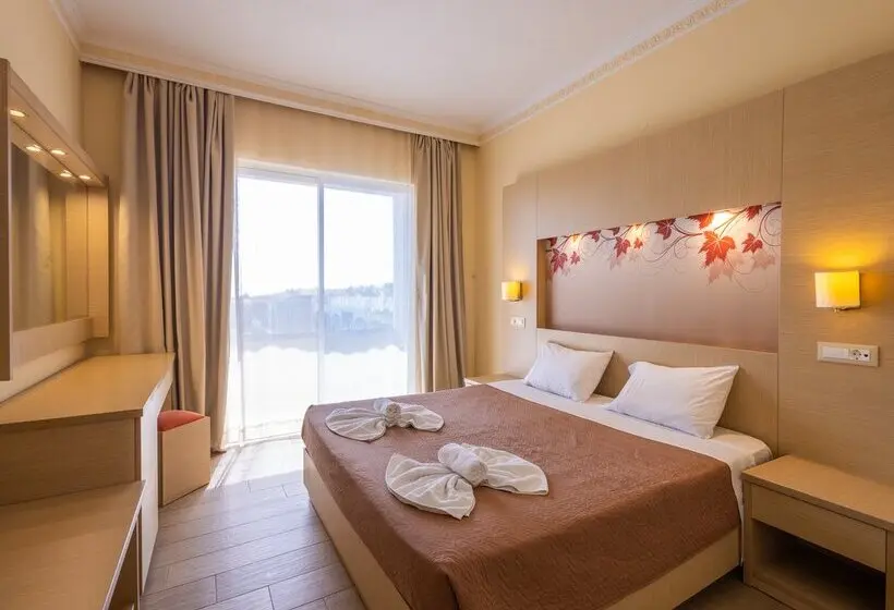 Hotelli Marianna Palace