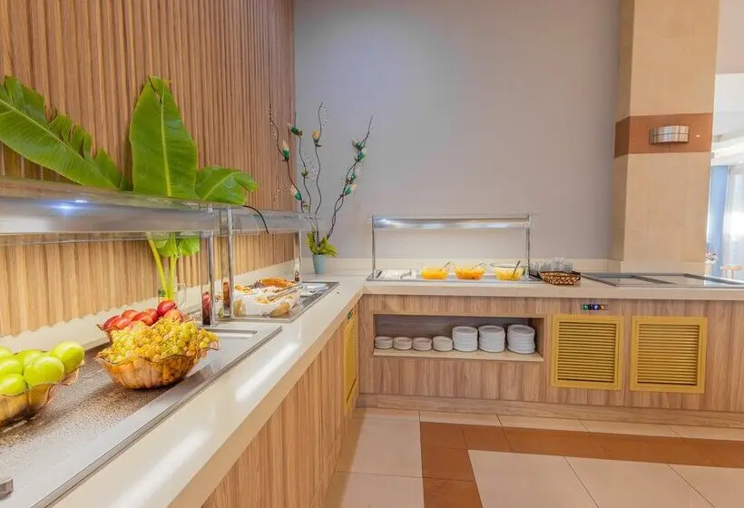 Hotelli Marianna Palace