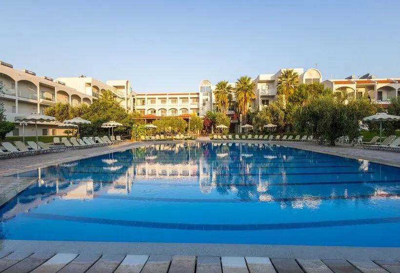 Hotelli Marianna Palace