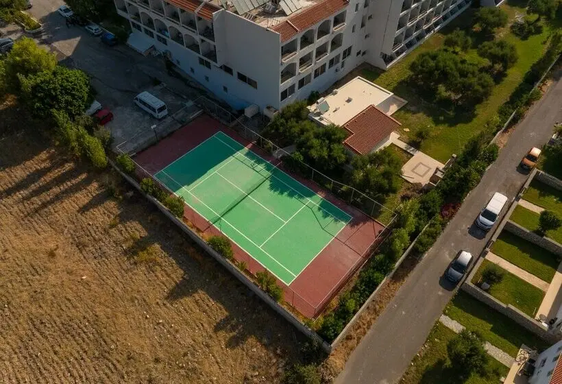 Hotelli Marianna Palace