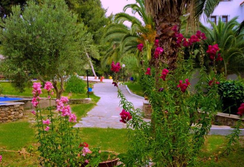 בית מלון כפרי Porfi Beach