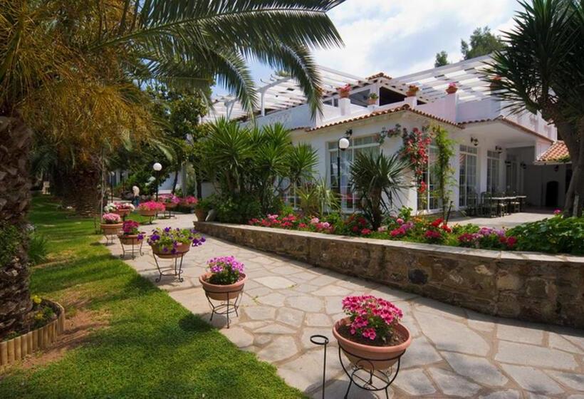 בית מלון כפרי Porfi Beach