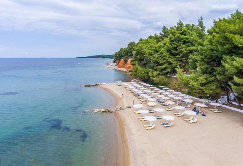 בית מלון כפרי Porfi Beach