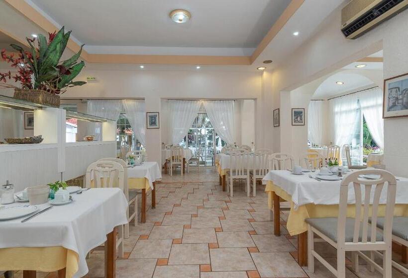 בית מלון כפרי Porfi Beach