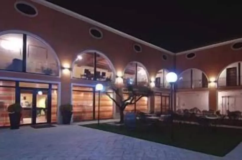 Отель Villa Altura