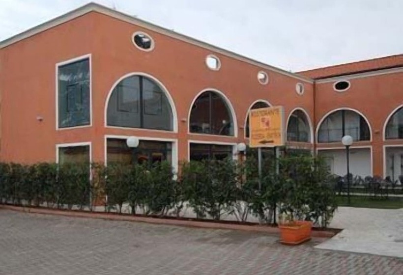 فندق Villa Altura