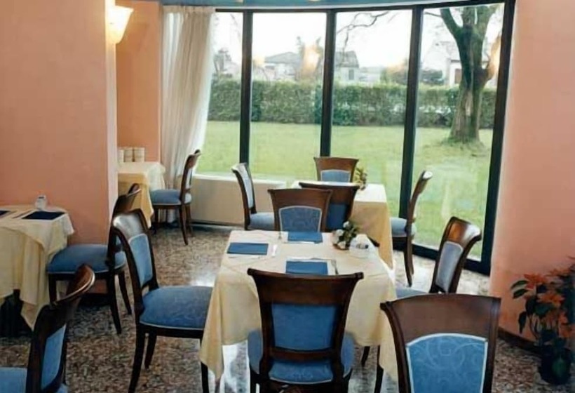 فندق Villa Altura