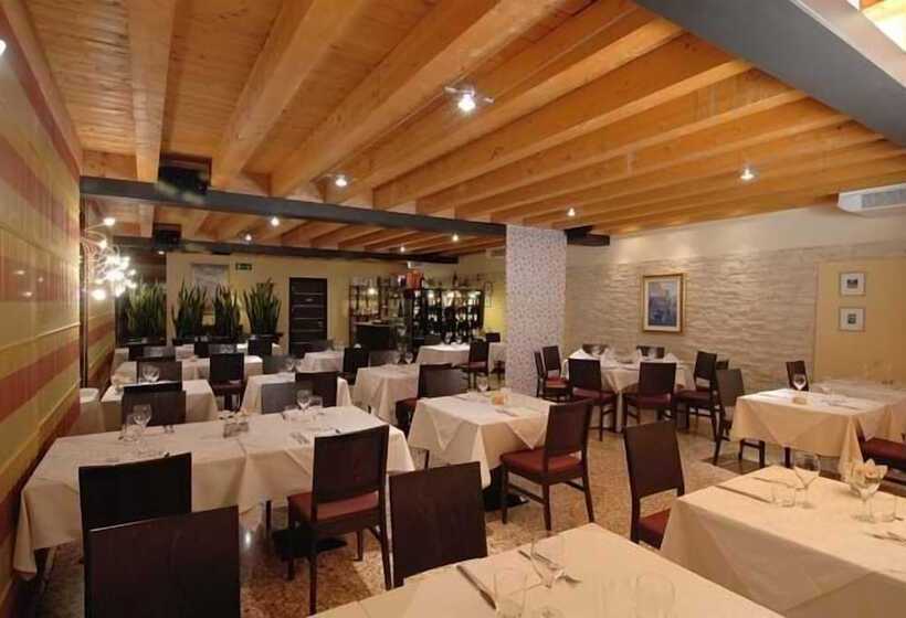 فندق Villa Altura