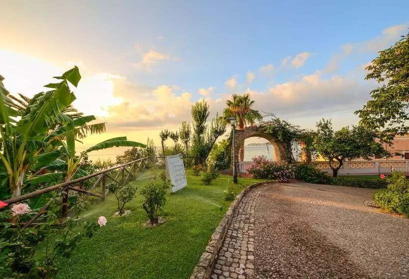 בית מלון כפרי Villa Irlanda Grand