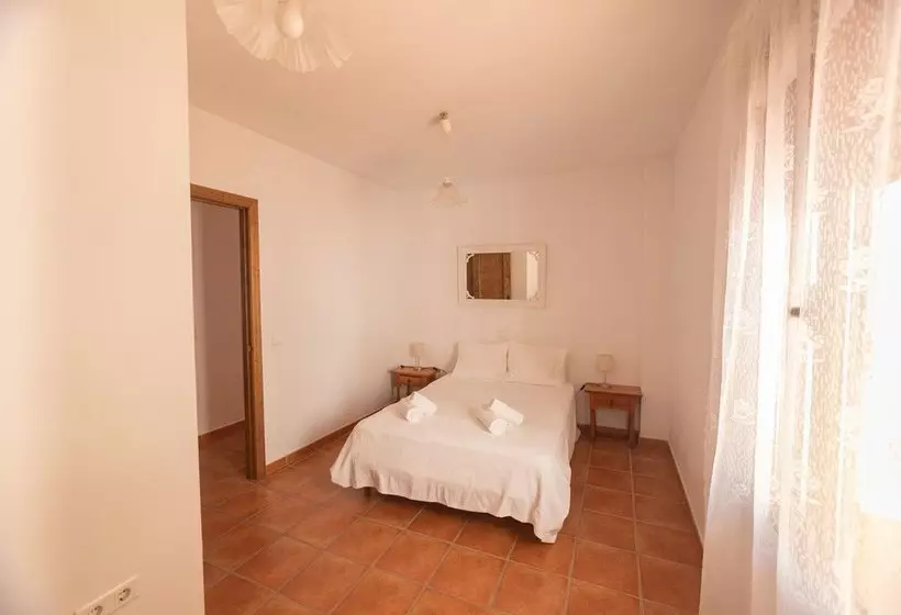 Casa Con Patio Andaluz En Ronda  Centro