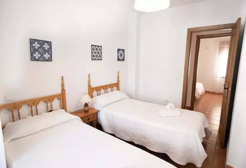 Casa Con Patio Andaluz En Ronda  Centro
