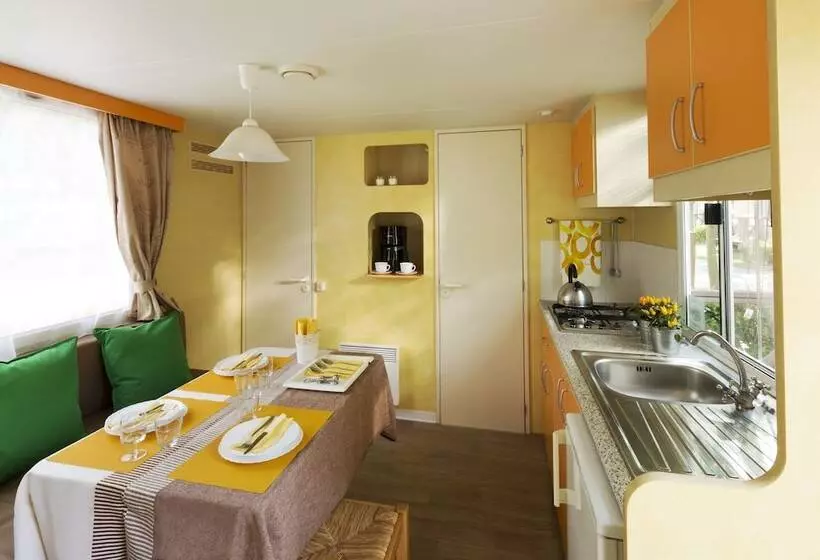 ホテル Camping Del Sole Village
