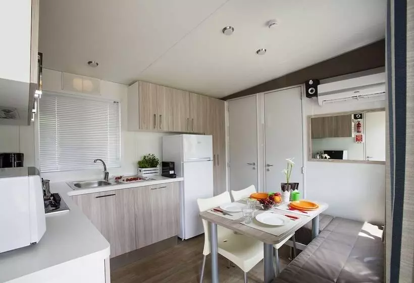ホテル Camping Del Sole Village