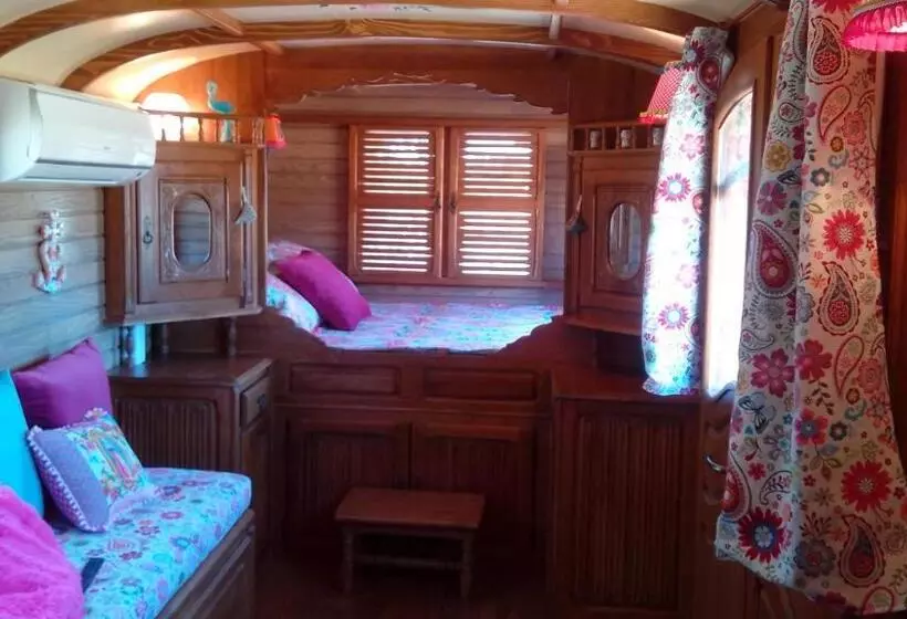 Aamiaismajoitus (B&B) La Nanou Che