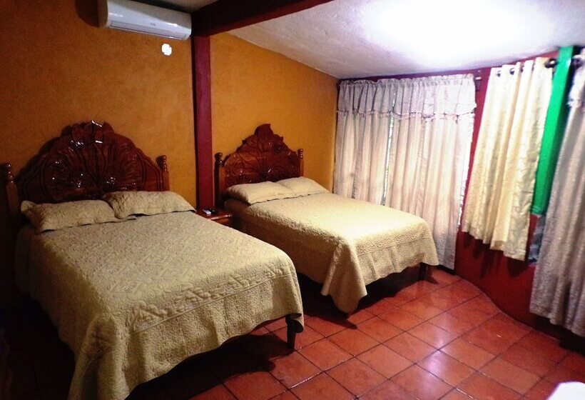 مسافرخانه Posada Inkali Xilitla