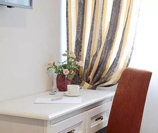 هتل Center