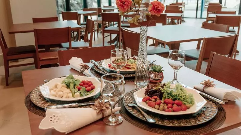 ホテル Hplus Premium Palmas