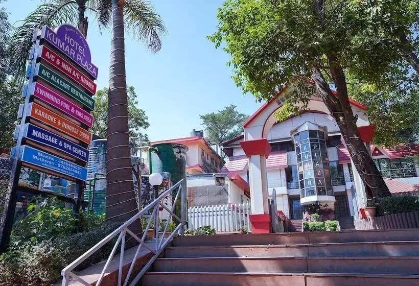 Hotelli Kumar Plaza