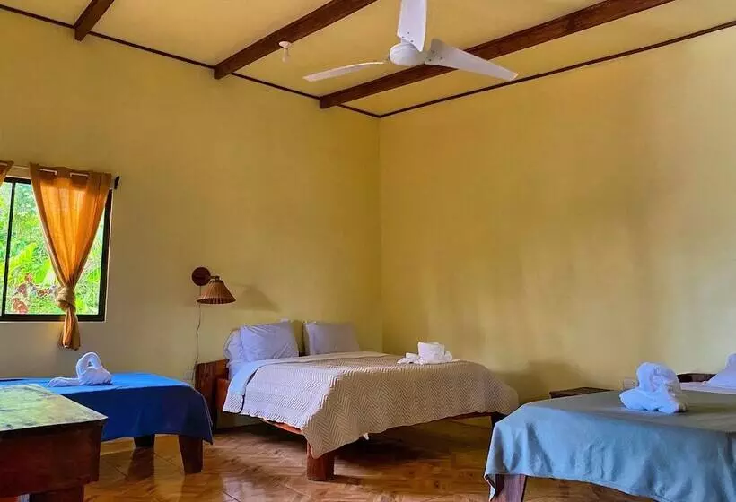 هتل Princesa De La Luna Ecolodge